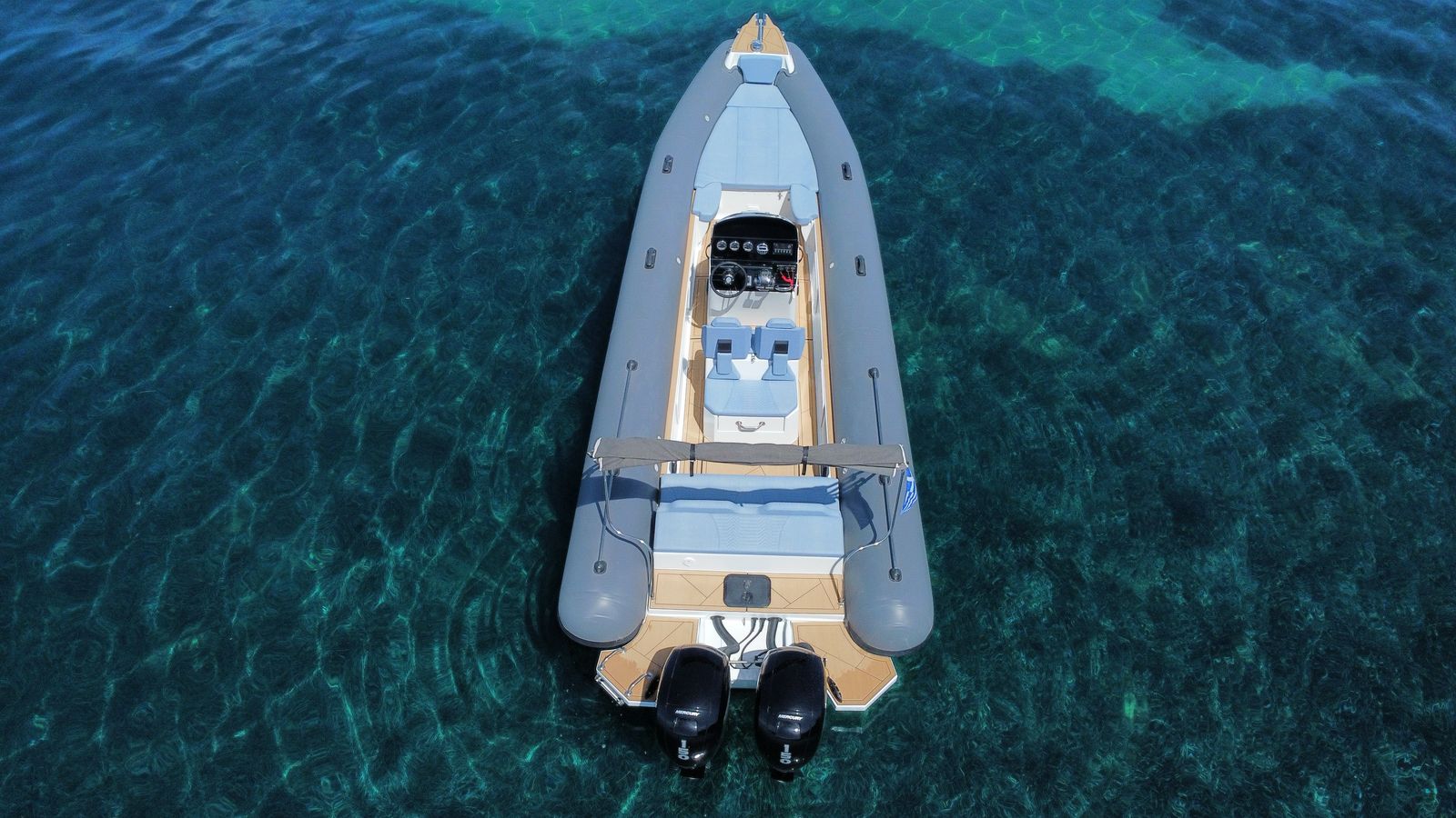 Victoria – 300 HP (2x150HP)